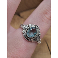 Echt zilveren Ring met Topaas maat 17